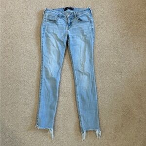 Hollister light was blue low rise super skinny jeans in size 3 short or 26 x 26